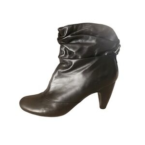 BCBGeneration Merri Black Leather Slouchy Ankle Boots Womens 10B 40 Buckle Heel